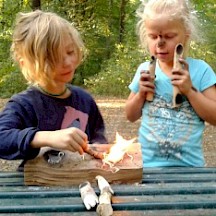 Kinder kokeln