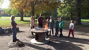 Bild zur Veranstaltung 'Herbstferien-Workshop Zurück in die Steinzeit'