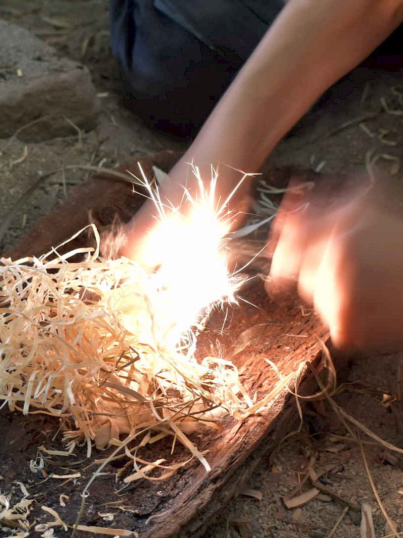 Feuermachen wie in der Steinzeit